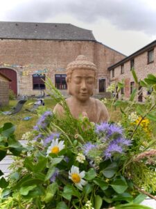 Dharma City - Dzogczien Kunzang Cziuling Dharma City - Dzogczien Kunzang Cziuling